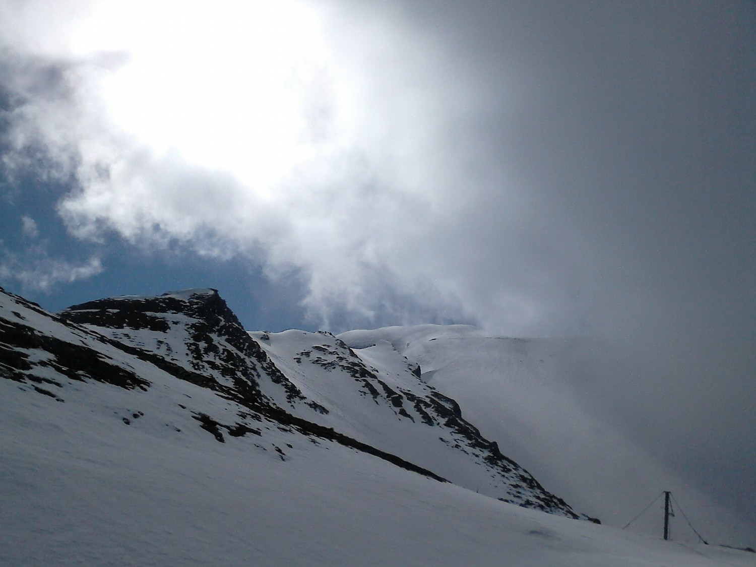 Vue du sommet du télésiège de l'aiguille le 18 mai 2014