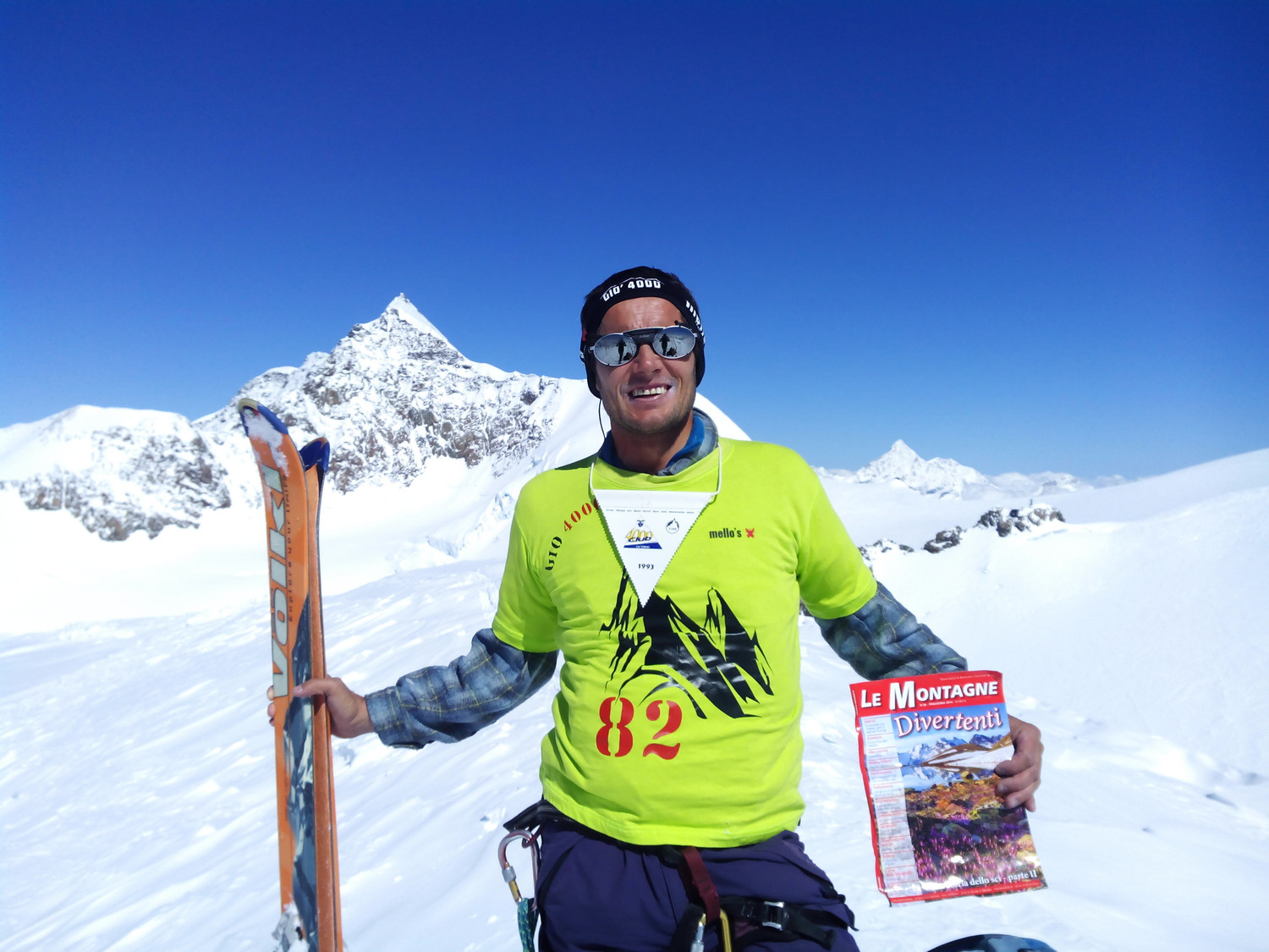 In cima al mio 82° e ultimo 4000 delle Alpi, la Piramide Vincent 4215m, sullo sfondo il Liskamm Orientale 4527m