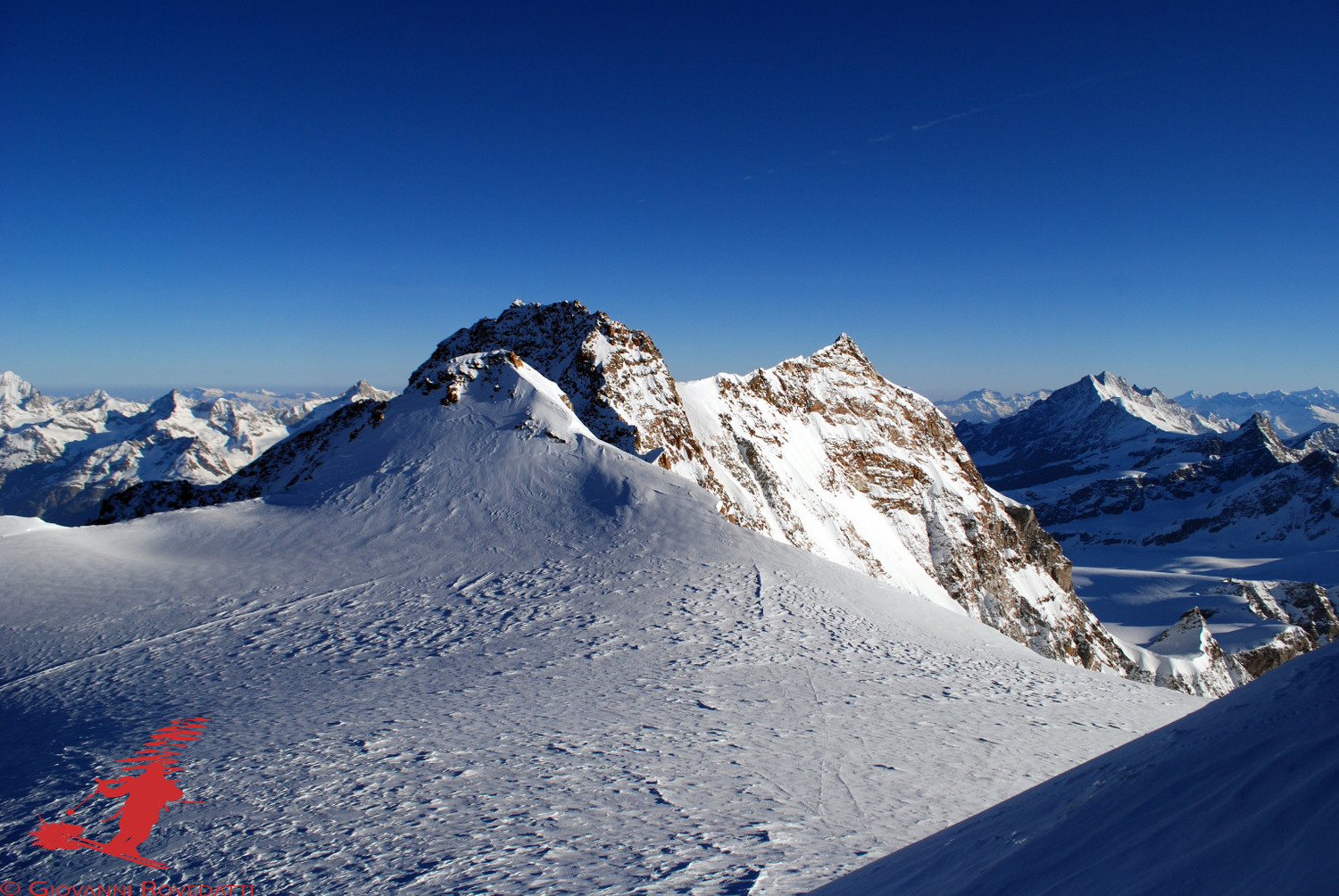Punta Zumstein 4563m, Dufour 4633m e Nordend 4609m, dalla Punta Gnifetti 4554m