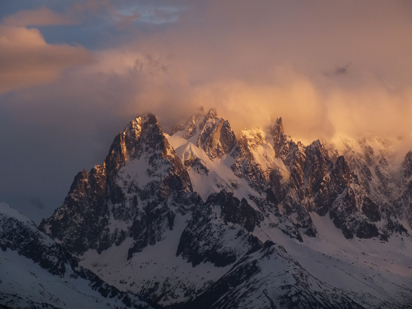les Aiguilles depuis la Gueulaz