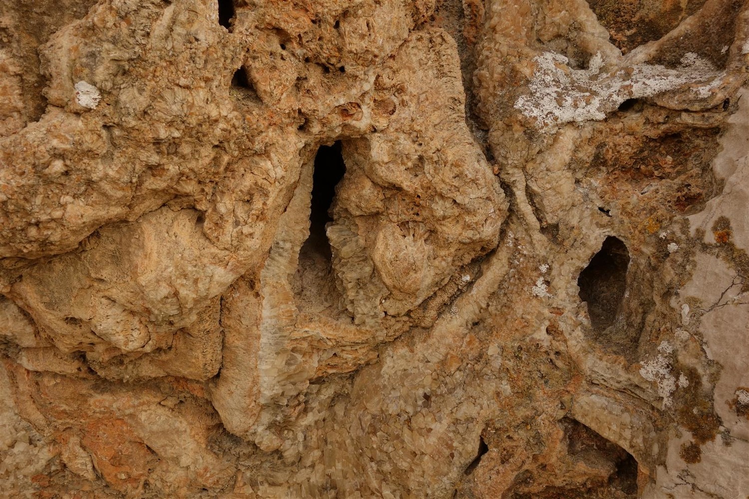 le beau rocher cristallisé de L1