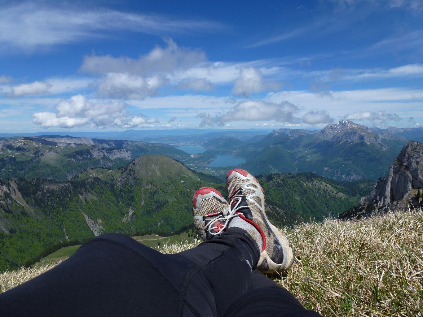 Petite sieste, les pieds dans l'eau (ou presque)