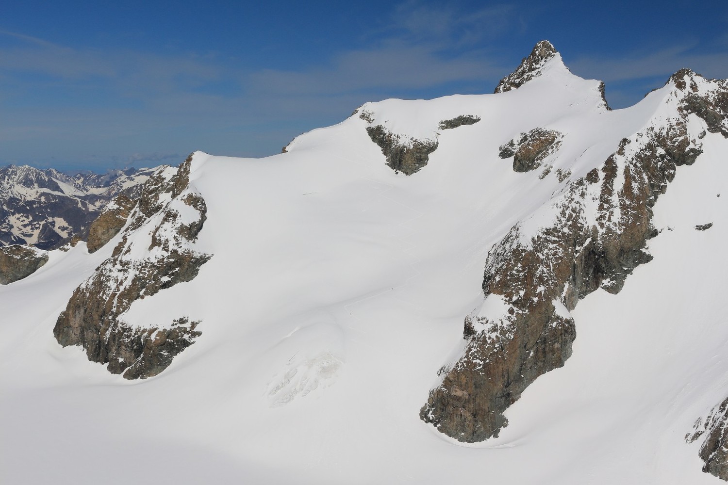 Le versant SE de Roche Faurio, vu de la Brèche des Sagnes