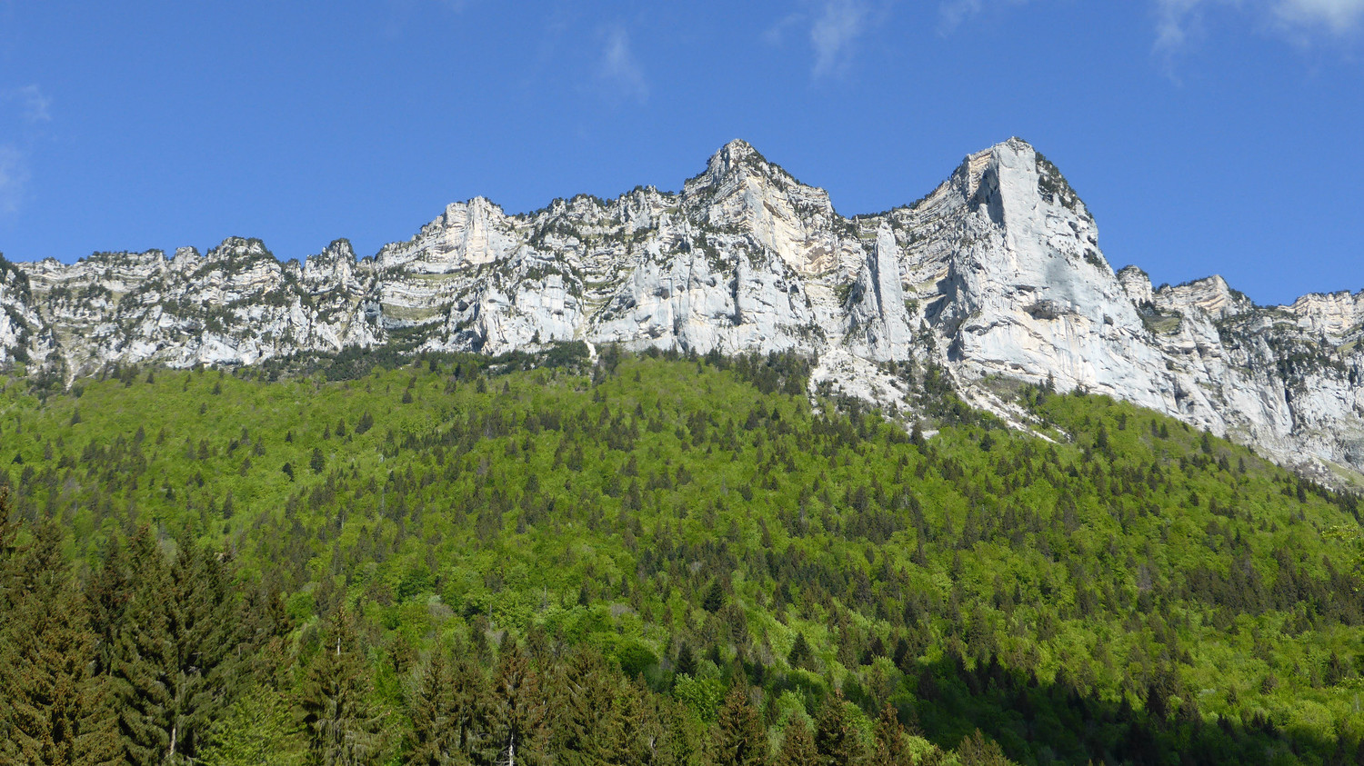 Barrière E