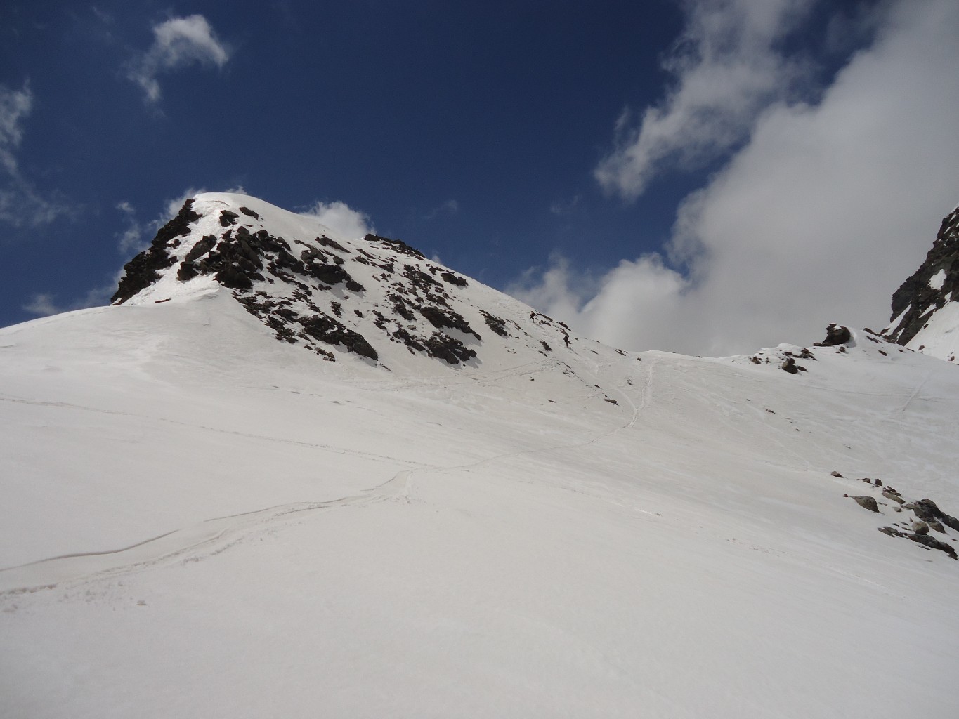 Pizzo di Dosdé: in discesa dalla Punta d'Avedo