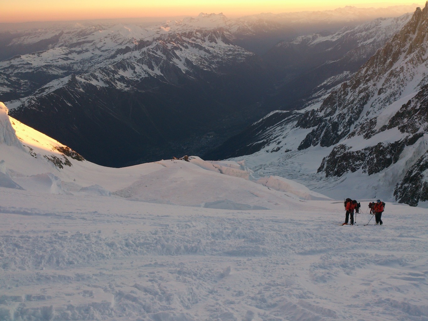 Plongeant de la vallée