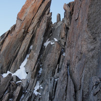 Le système de fissures en IV