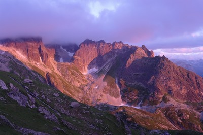 Pointe de leschaux au coucher de soleil