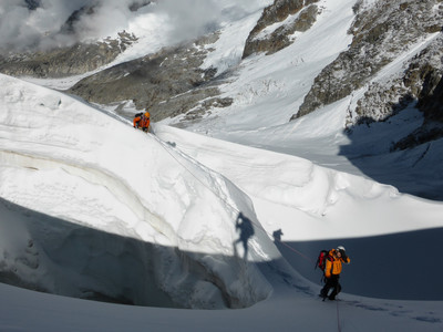 Passage du pont de neige croustillant Passage du pont de neige croustillant