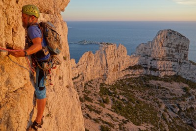 grimpe vespérale dans les calanques grimpe vespérale dans les calanques