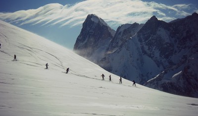 Vagues blanches en vallée Vagues blanches en vallée