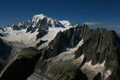 Depuis le sommet de l'aiguille du Moine Depuis le sommet de l'aiguille du Moine