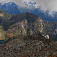 Lago de'acqua Fraggia e Pizzo dello Scudo 2538m dal Pizzo Somma Valle 2813
