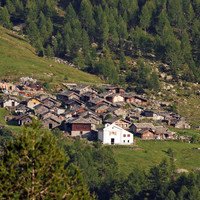 Avaro 1678m dal sentiero per l'alpe di Bondeno