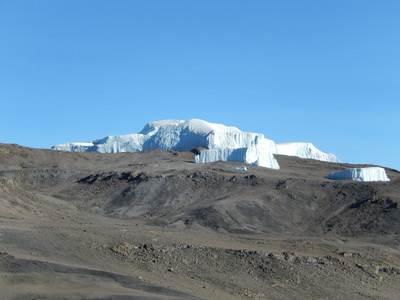 En arrivant au sommet du Kilimandjaro En arrivant au sommet du Kilimandjaro