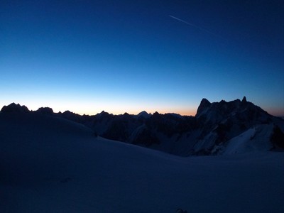 Petit matin, près des Cosmiques Petit matin, près des Cosmiques
