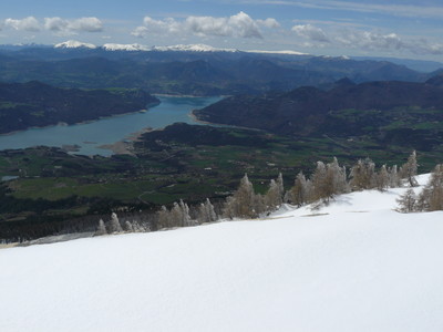 lac de serre ponçon depuis les crêtes de Chabrières lac de serre ponçon depuis les crêtes de Chabrières