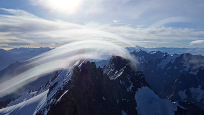 la reine Meije coiffée la reine Meije coiffée