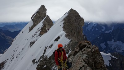 plafond bas sur le doigt de Dieu plafond bas sur le doigt de Dieu