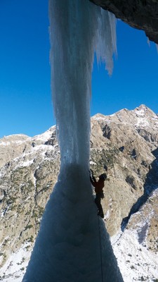 Groove tube Groove tube