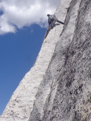 Le granite californien, quitter cette fissure rassurante Le granite californien, quitter cette fissure rassurante