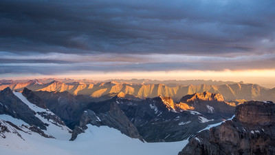 Am Morgen früh, depuis le Morgenhorn Am Morgen früh, depuis le Morgenhorn
