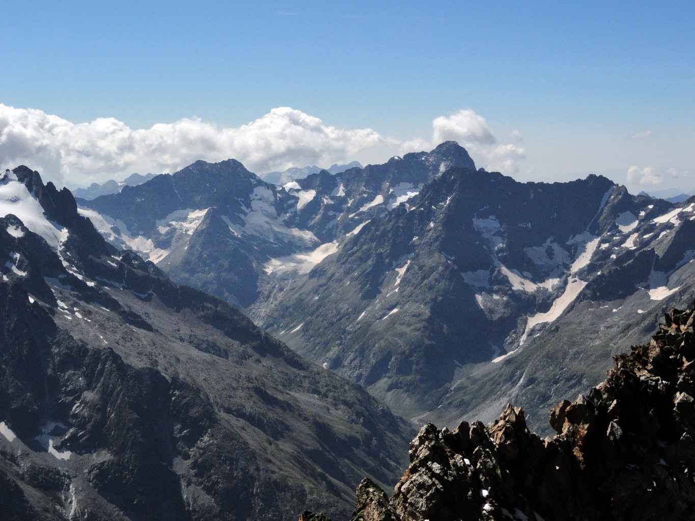 Aiguille du Plat de la Selle Traversée
