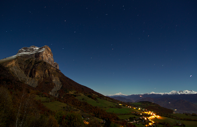 http://www.antoine-ontherocks.com/dent-de-crolles-by-night/