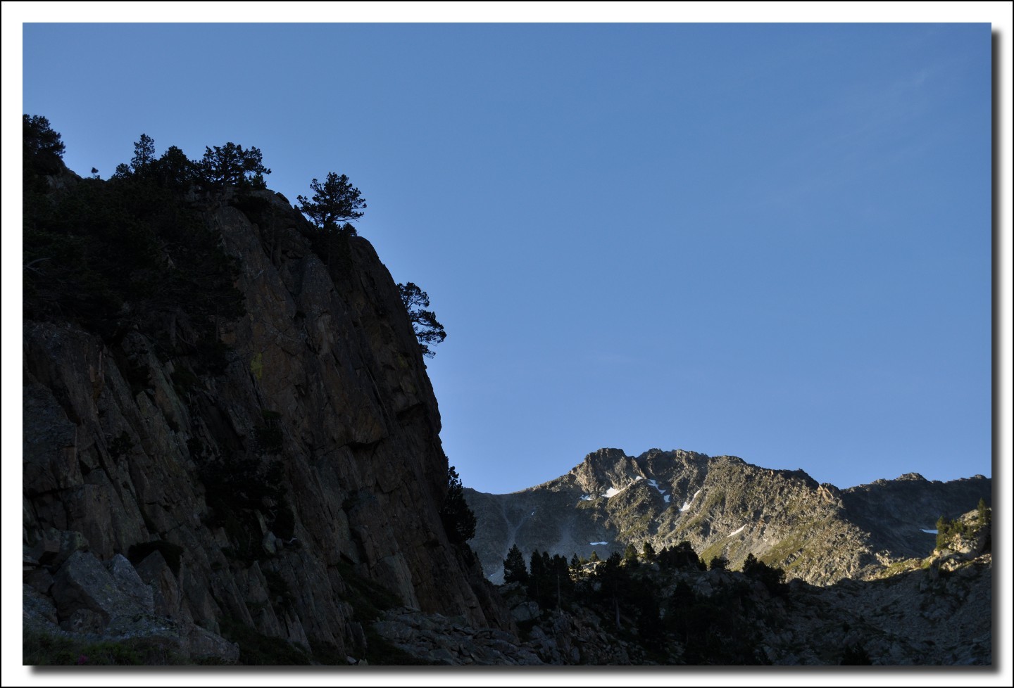 Col de Bastanet et pic de Bastan depuis les environs du refuge de Campana