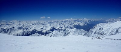 depuis le sommet (7134m) depuis le sommet (7134m)