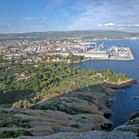 view NE from (highest) east peak to La Ciotat city + bay