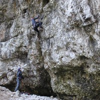 Abalakov, début. [Dry-tooling]