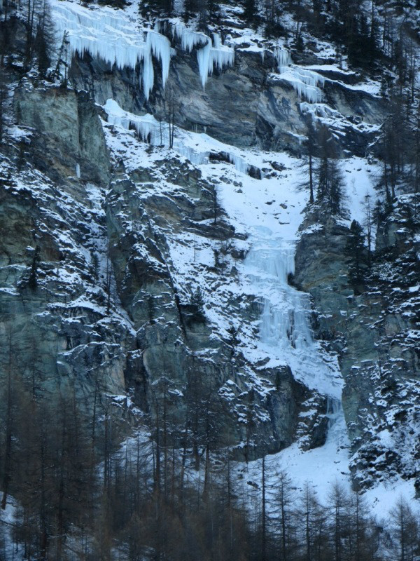 Cascades de glace Zinal Cascade des Chamois Camptocamp