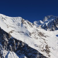 L'Aiguille de Venosc et la Roche de la Muzelle, au couchant