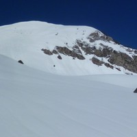 Uishéra face Sud, et cabane, Val d'Aran, Pyrénées, Espagne