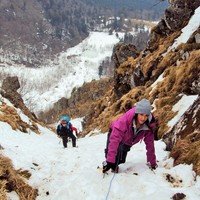 Initiation pour Caro dans la goulotte du Y