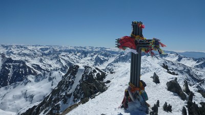 Au sommet, c'est le grand bleu ! Au sommet, c'est le grand bleu !