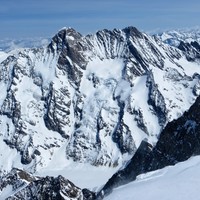 Schreckhorn et Lauteraarhorn