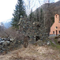 Ruines et chappelle de Navette