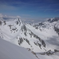 Vue sur le Col du Merlet, le Pic Sud du Merlet, et le col de la Colombière.