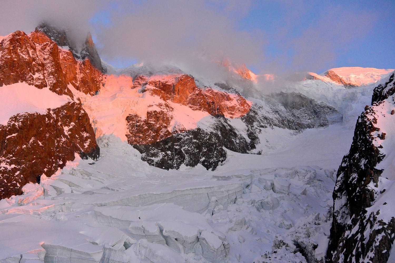 Coucher de soleil depuis le refuge des Grands Mulets.