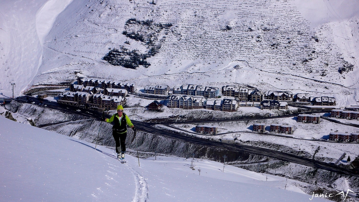 Au-dessus de la piste