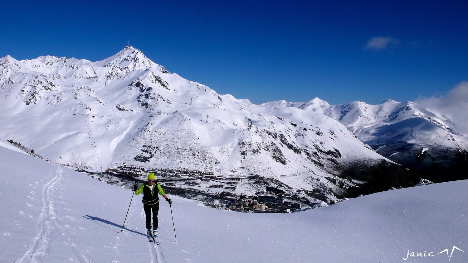 Le pla 2090 m