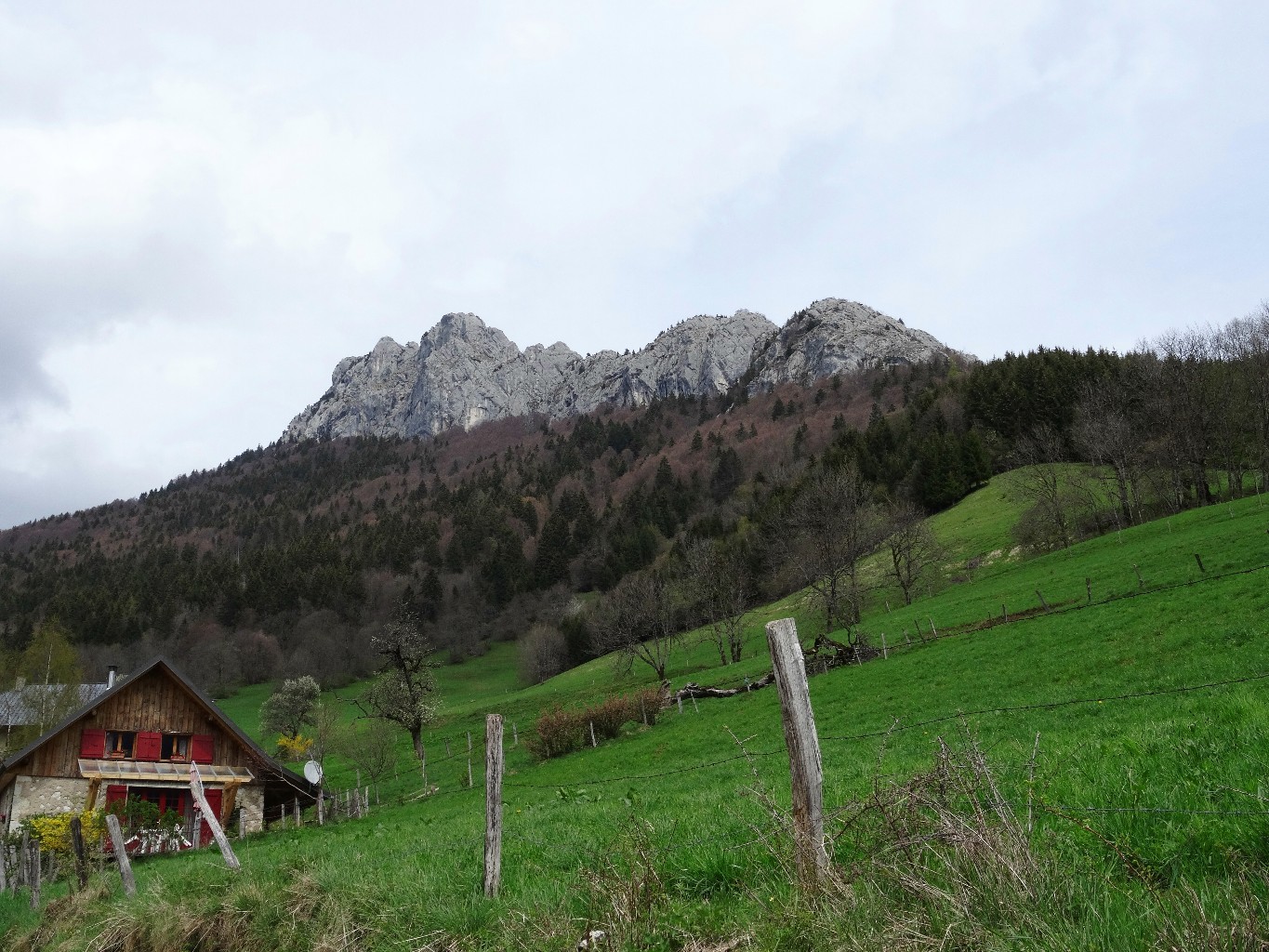 L'arête vue depuis le parking
