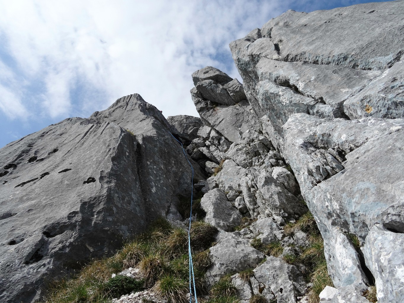 Vers le 1/3 de l'arête