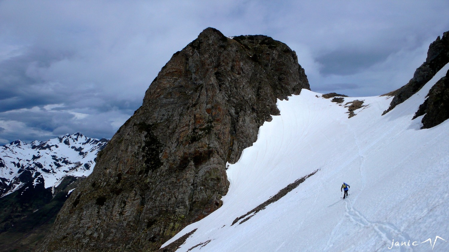 Remontée au col de la Borne de Caoubère