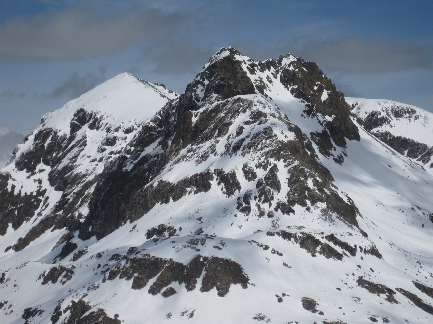 La triangolare cima del Piz Surlej