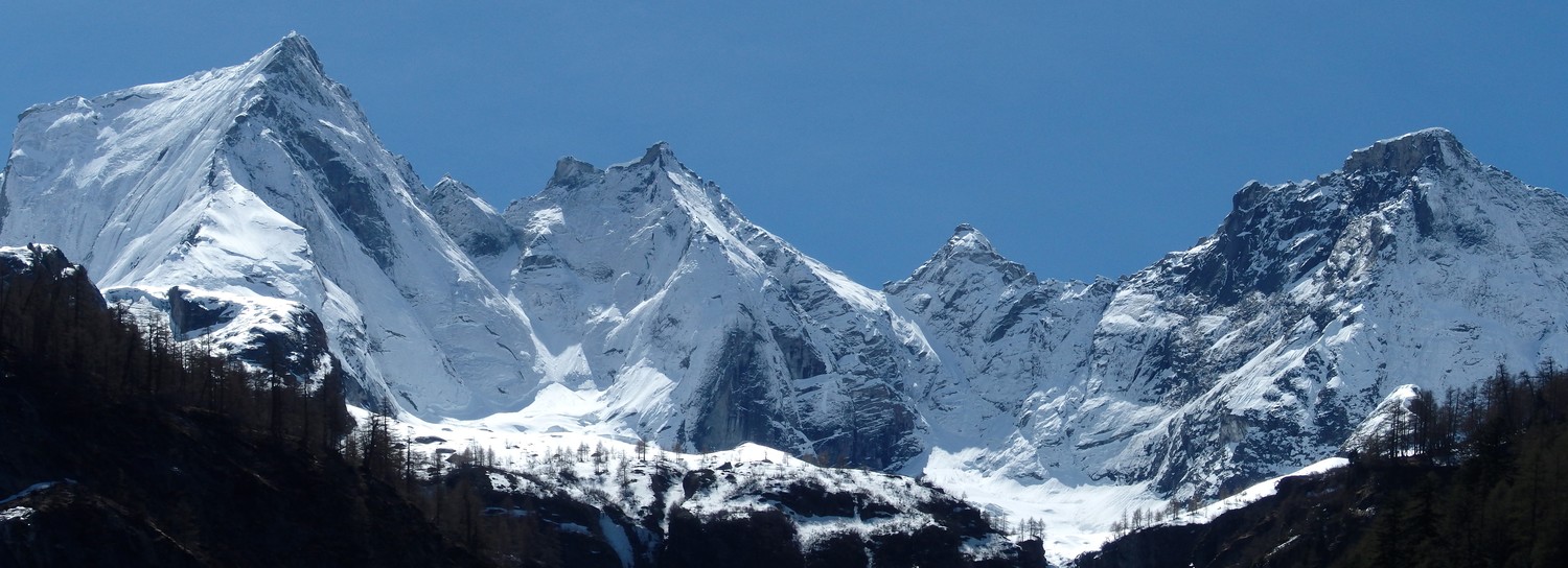 Badile e Porcellizzo incrostati di neve