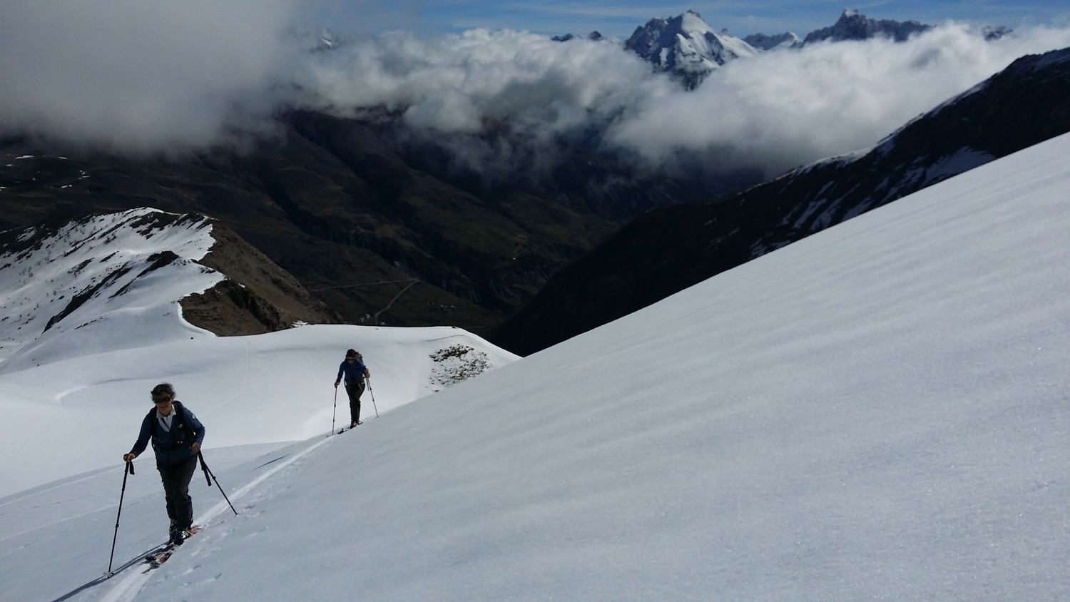 sur l'arête