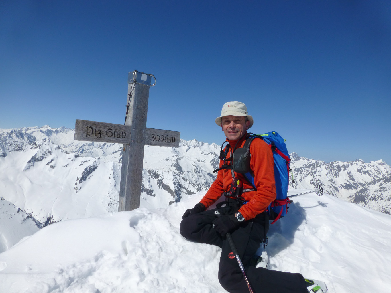 Au sommet du Piz Giuv